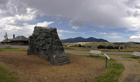 Photo by Dylan Jones Depot Boulder, Bozeman, bouldering